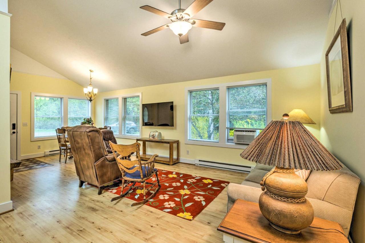Charming Retreat Near Downtown Frankfort And Beaches 外观 照片
